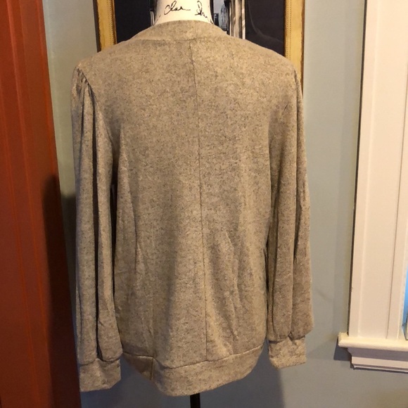 Perfect Peach Puff-Sleeved Brushed Hacci Top - Picture 5 of 8